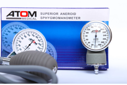 ANEROID SPHYGMOMANOMETER ATOM